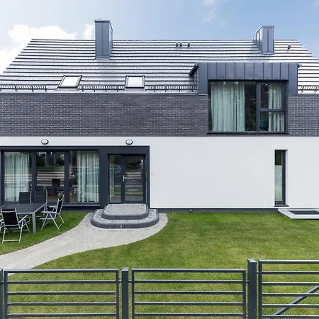 Underground In A Lux House Posejdon By Renters Prestige Holiday home Kolczewo